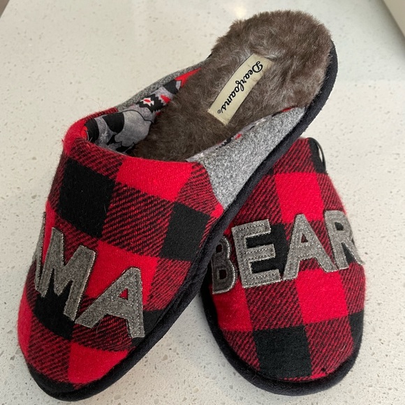 dearfoams Shoes Mama Bear Slippers By Dearform Red And Black Plaid